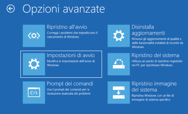 Crea unità USB per ripristino di Windows 10 8